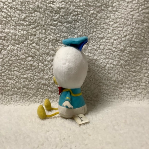 Hallmark Donald Duck Disney Plush - Picture 3 of 7